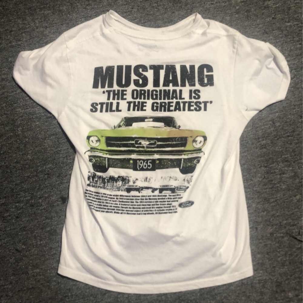 Mustang tee